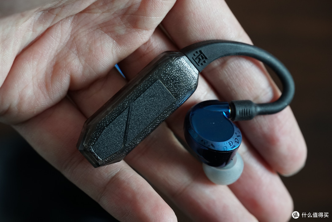 逼近理想形态:1880元,HIFI真无线蓝牙耳挂iFi Go pod Air