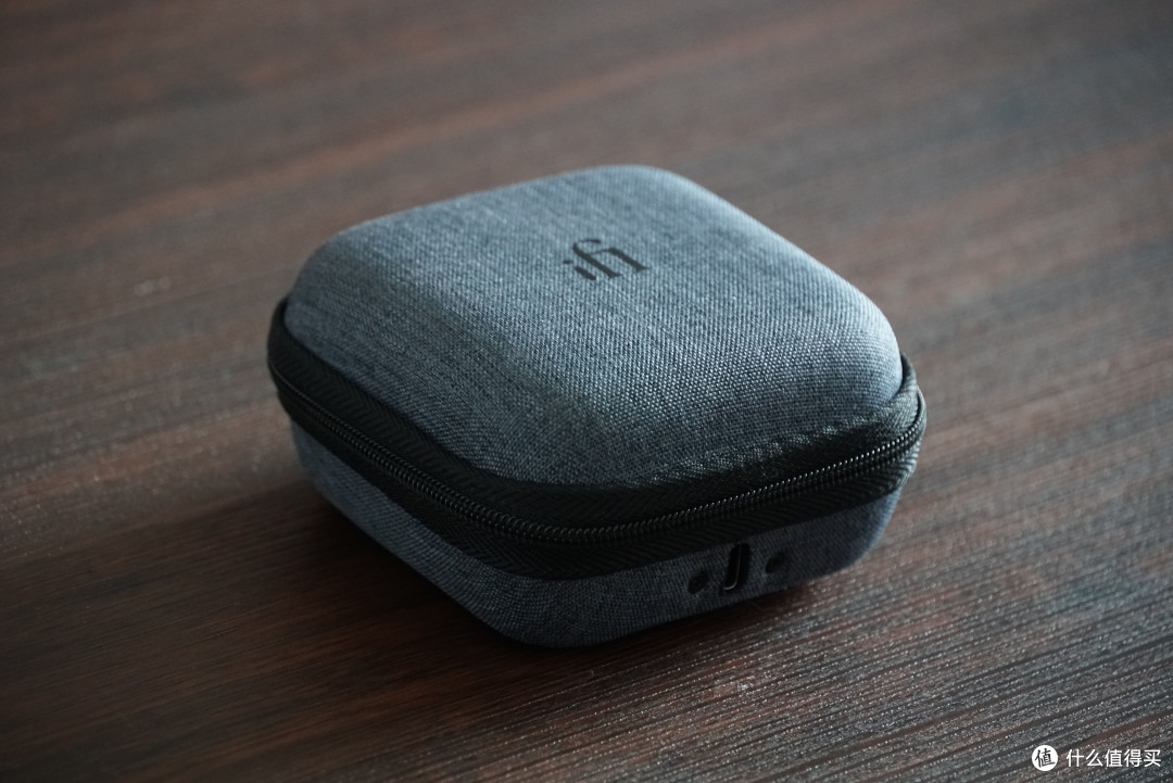 逼近理想形态:1880元,HIFI真无线蓝牙耳挂iFi Go pod Air