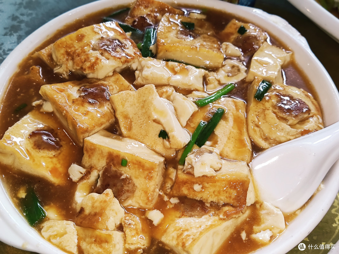 飞来峡水库边上的神仙饭店