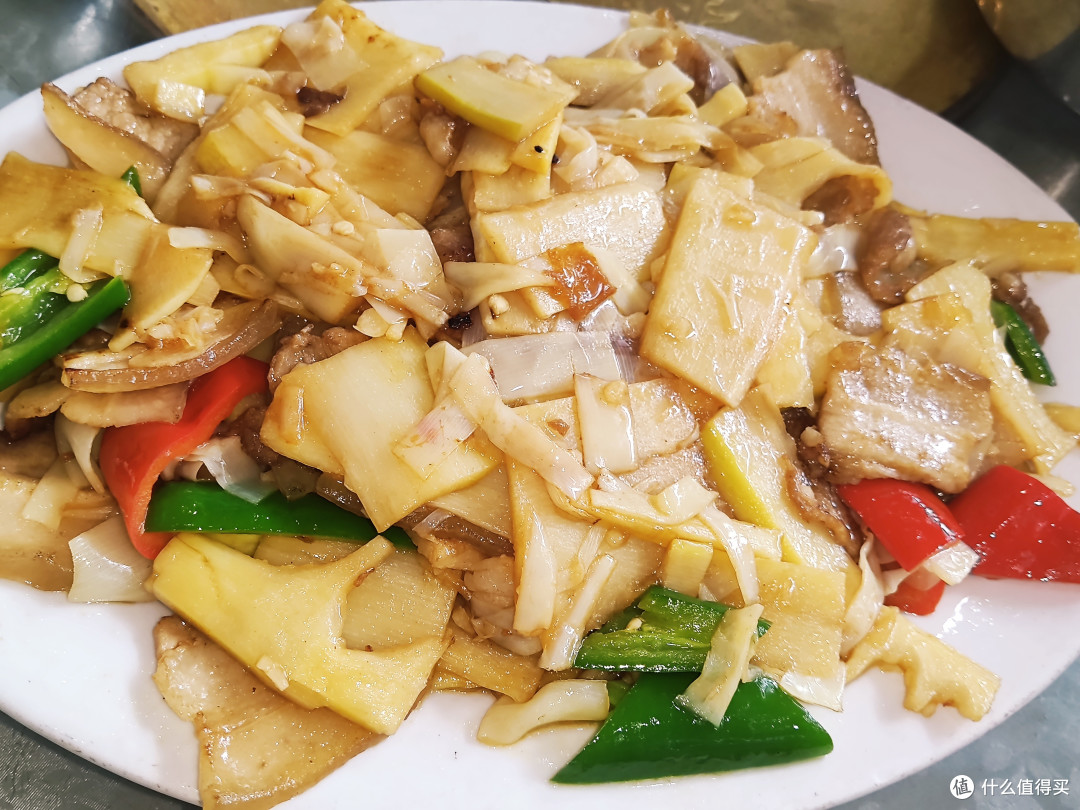 飞来峡水库边上的神仙饭店