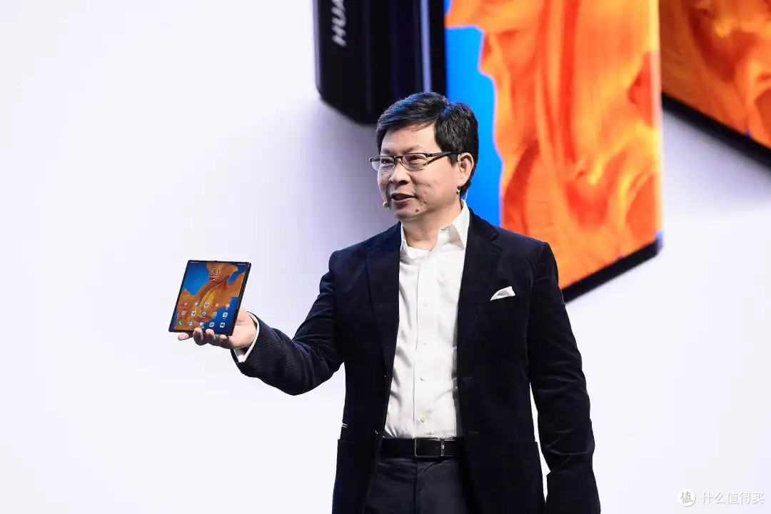 华为卖得最好折叠屏,如今跌价5401元,你们还不买吗?