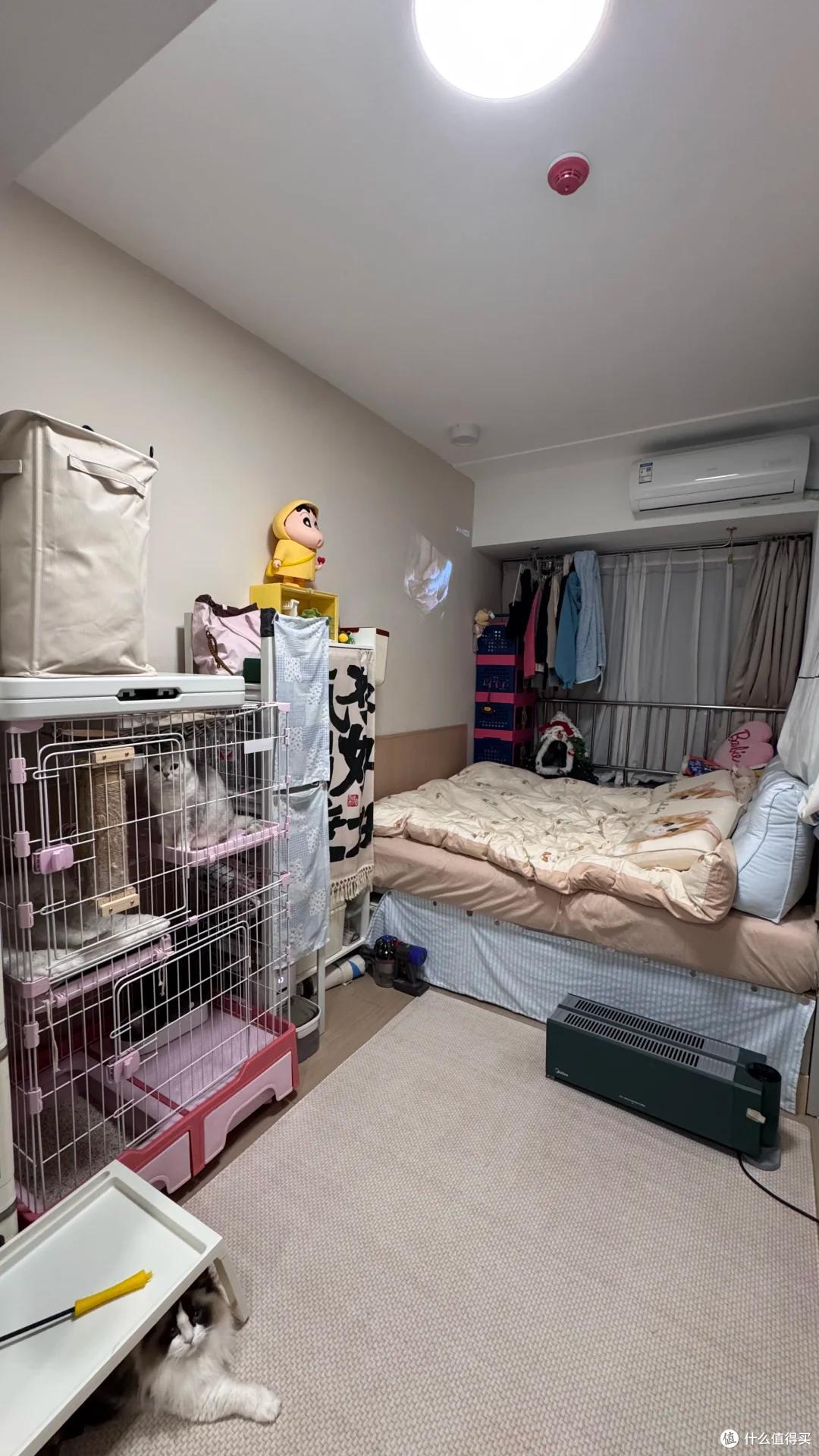 香港一姑娘的家火了,12㎡,布置得满满当当,那叫一个壮观,晒晒