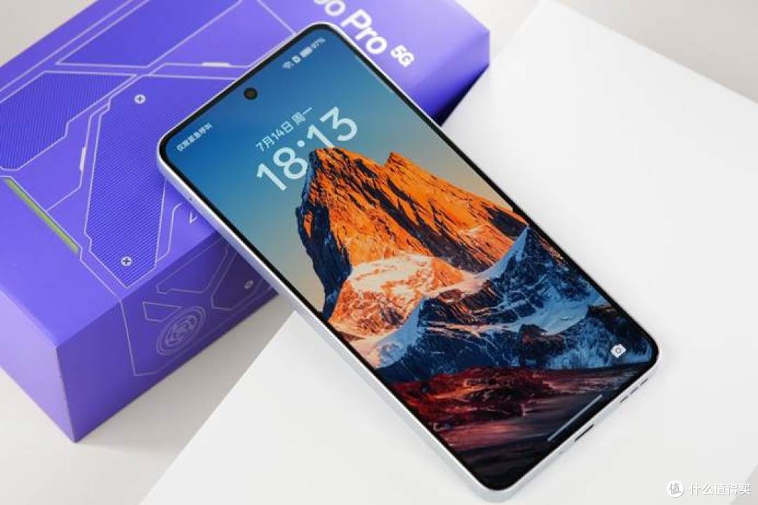 果然猛!OPPO K13 Turbo Pro竟以千元价,挑战旗舰性能?