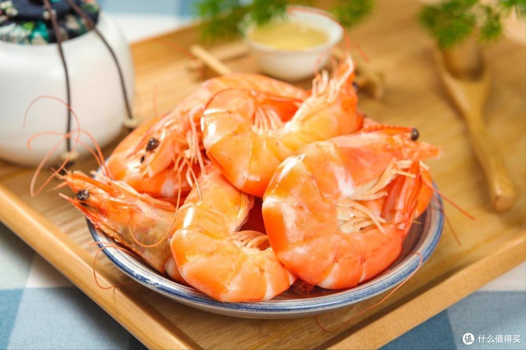 水煮大虾时，用开水还是冷水？很多人做错了，难怪虾肉又老又柴