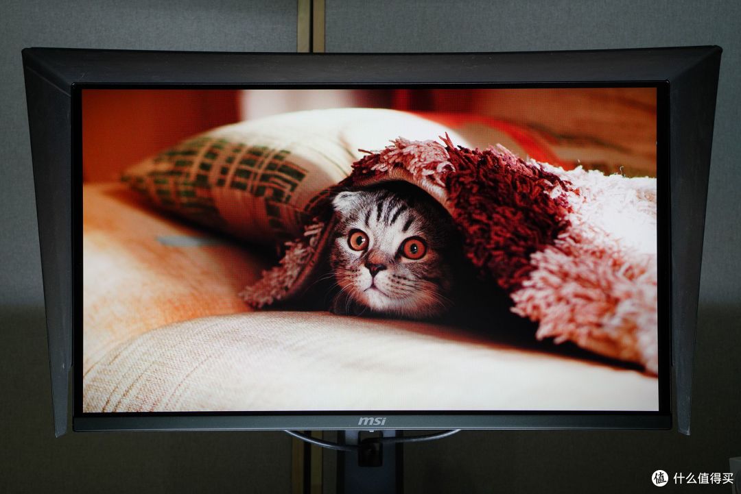 500Hz电竞新标杆,微星MAG 272QP QD-OLED X50开启视觉新时代