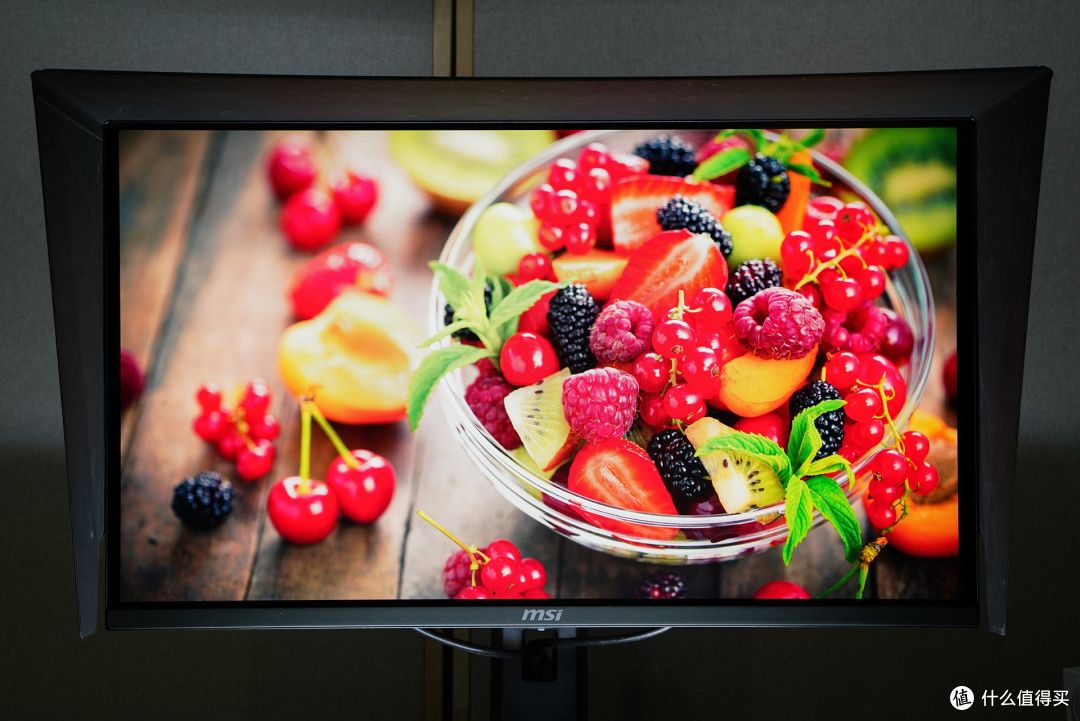 500Hz电竞新标杆,微星MAG 272QP QD-OLED X50开启视觉新时代