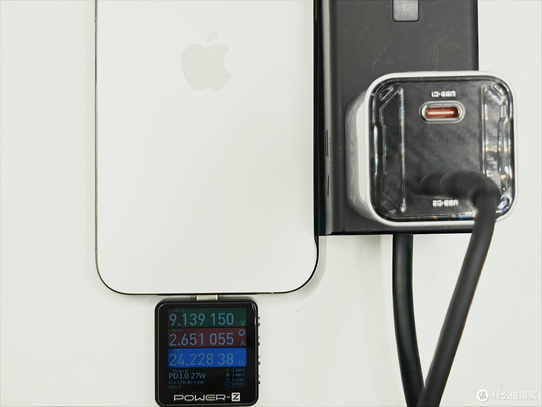 红魔氘锋能量块 mini 65W 充电器:感受颜值的威力吧