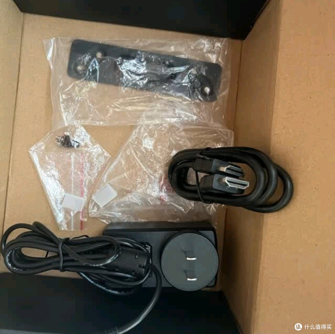轻装上阵,高效随行——AOC小苔藓M3迷你主机深度测评