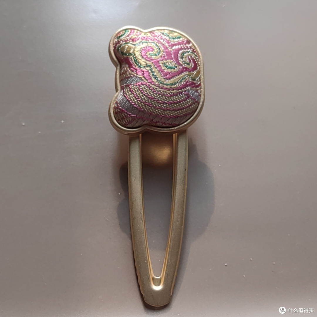发间藏古韵，一夹绽风华✨