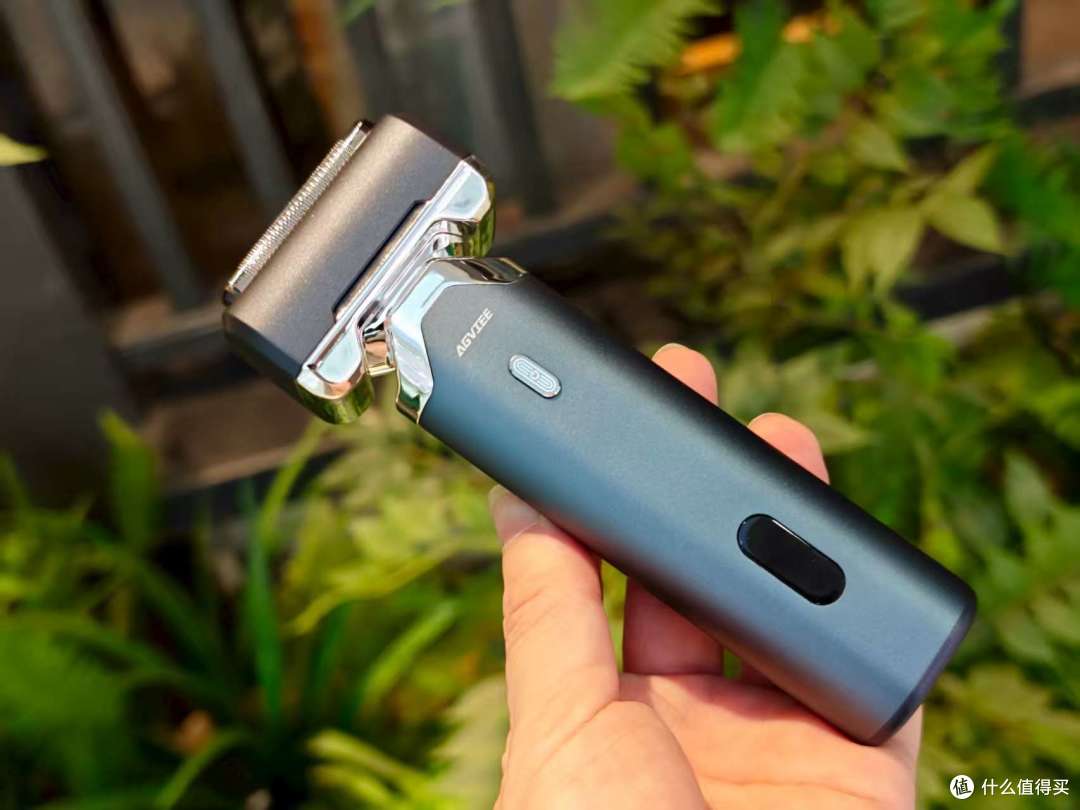 高效剃须不费劲!27000 转直追千元级剃净力,未野MRX剃须刀实测