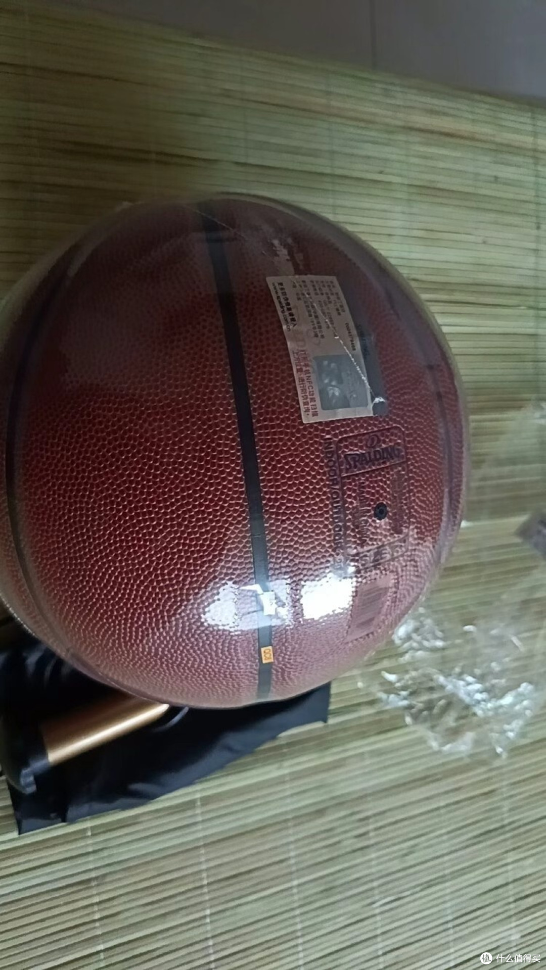 斯伯丁王者风范篮球：经典与实用