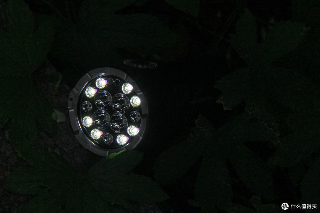 演绎手持照明装备的户外精彩:FENIX LR35R Pro