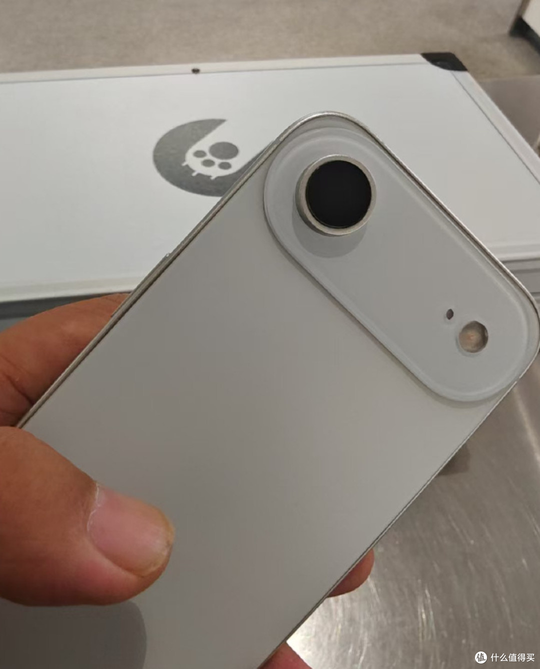 魅族前高管吐槽苹果，iPhone17系列史上最丑，轻薄是优点