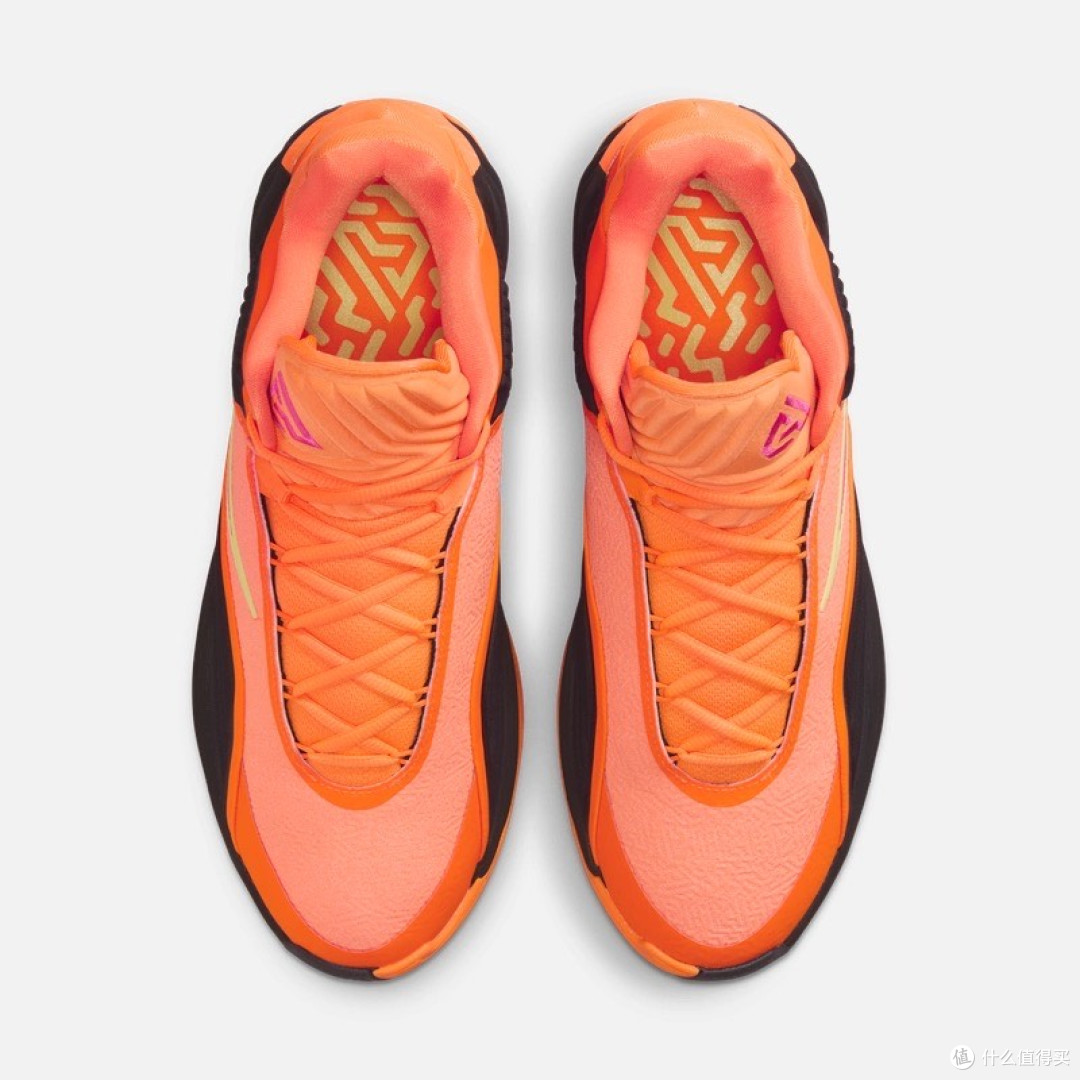 征战球场,Giannis Freak 7EP 篮球鞋伴你称霸