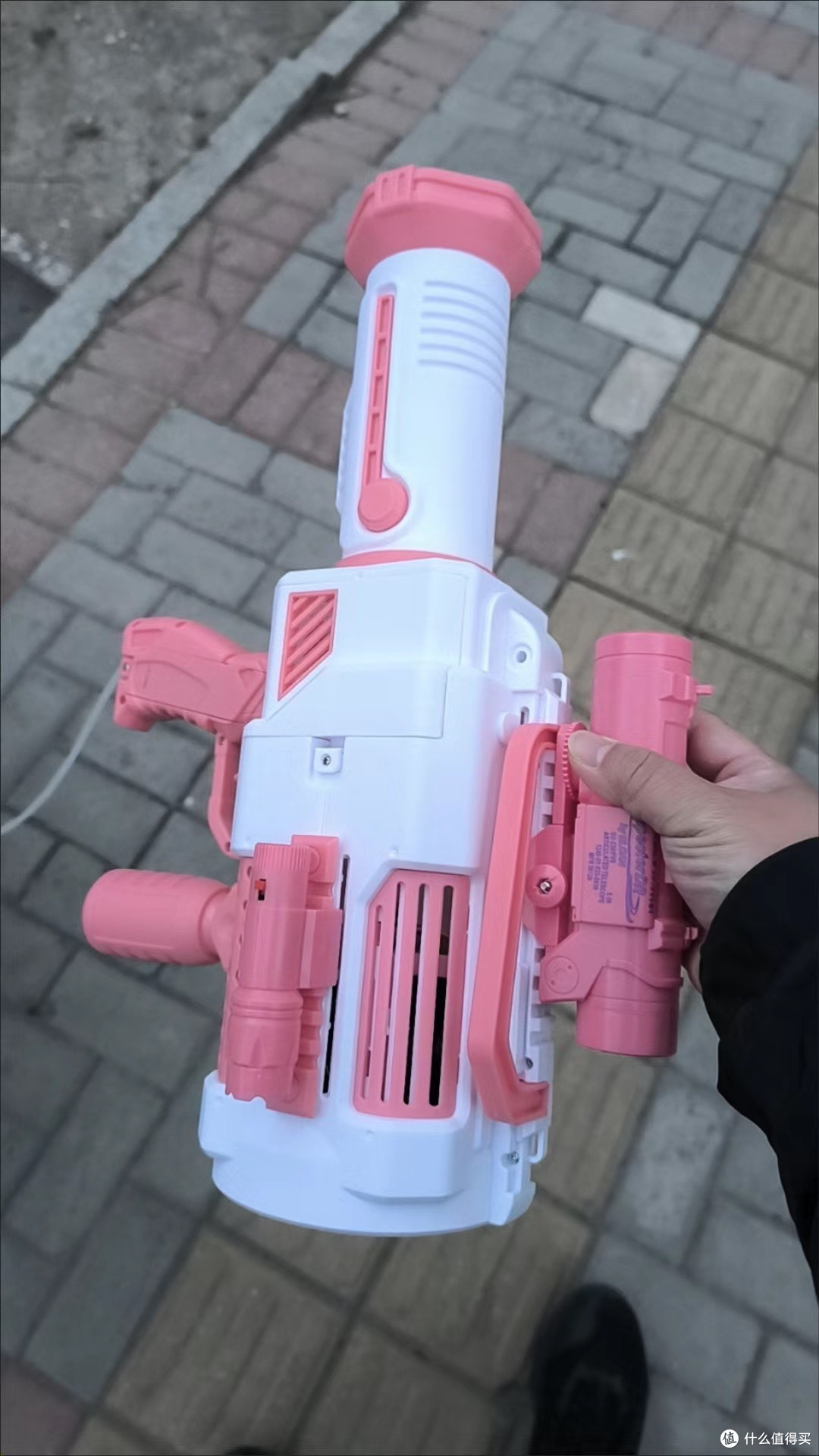 加特林泡泡枪：孩子的新宠