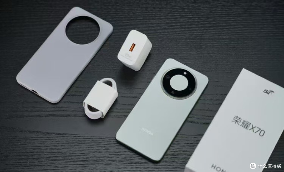 荣耀销量第一机型:8300mAh+三防认证+绿洲护眼,国补到手1189元