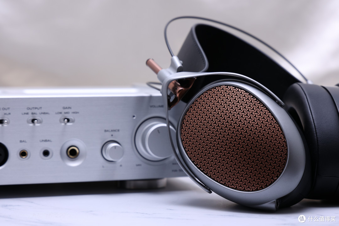 耳边评测 | TEAC HA-507是怎么让人听得“舒服”的?