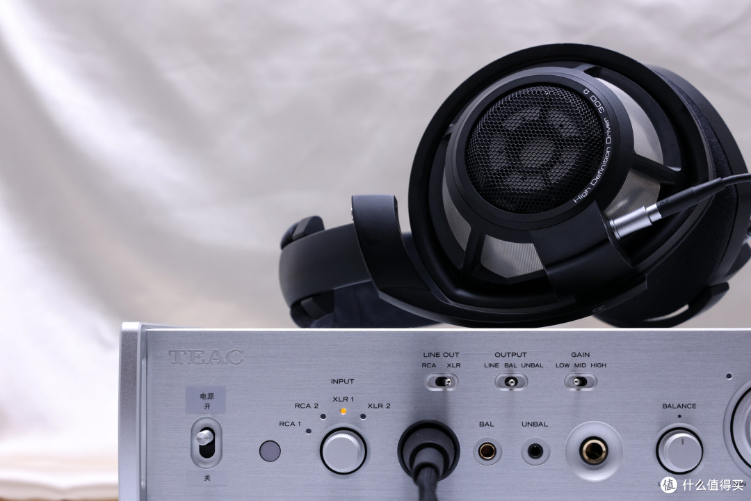 耳边评测 | TEAC HA-507是怎么让人听得“舒服”的?