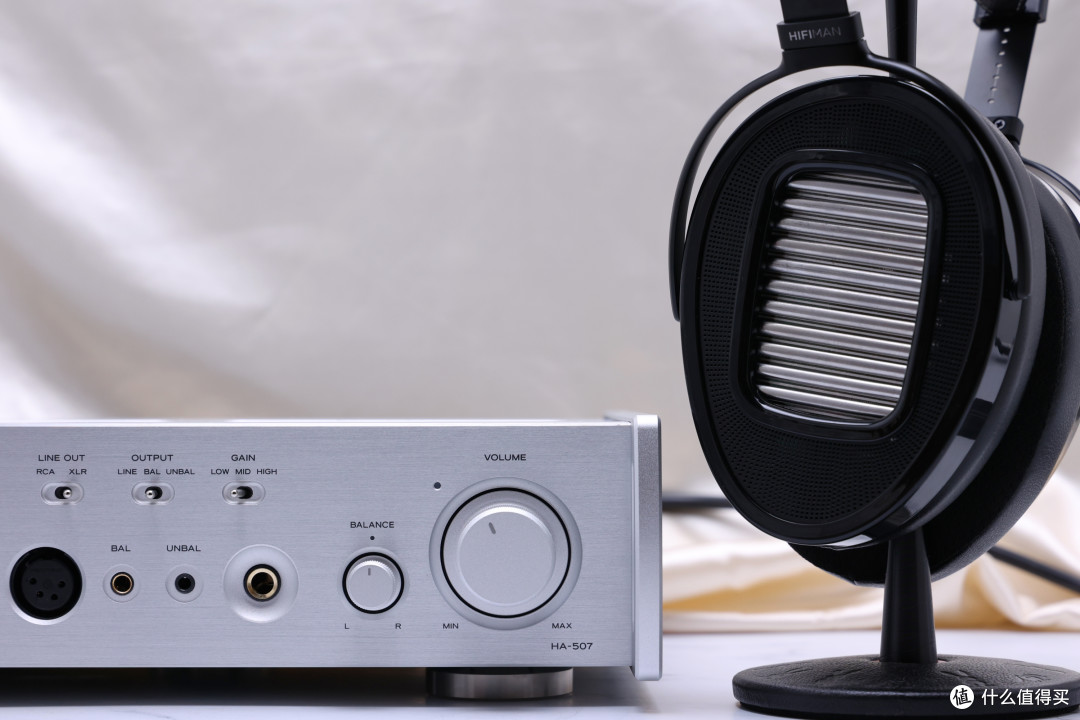 耳边评测 | TEAC HA-507是怎么让人听得“舒服”的?
