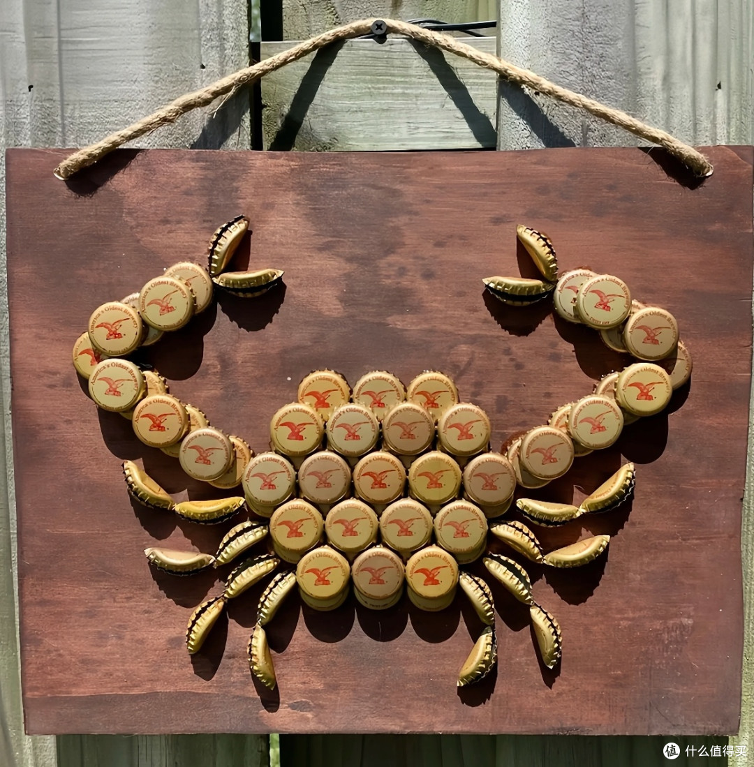 啤酒瓶盖变身创意装饰画