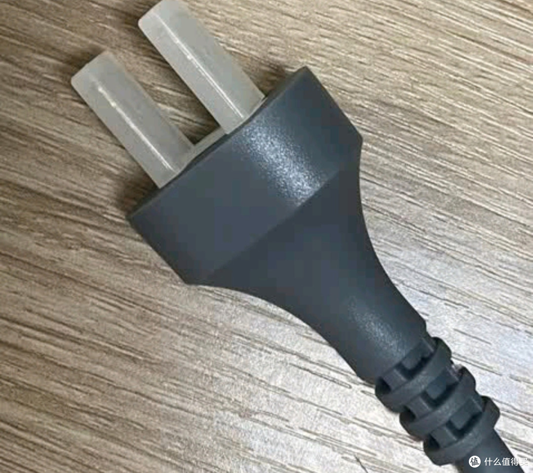 康夫F9电吹风机:高效干发与护发