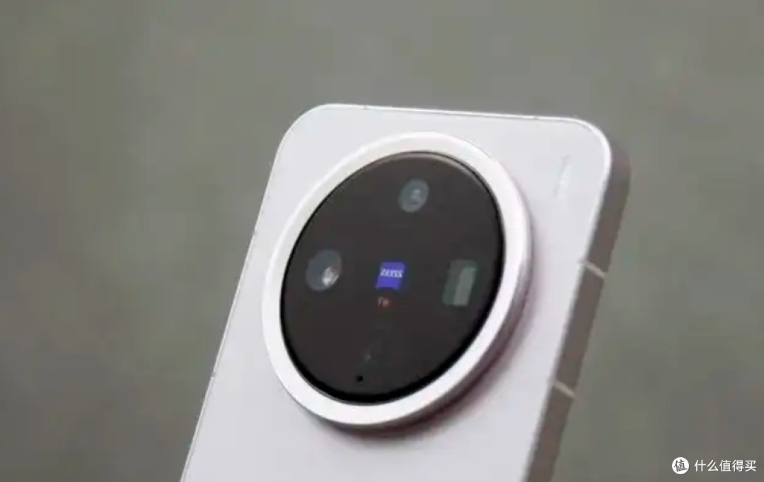 vivo清仓大跳水,16GB+512GB跌价1200元,100倍变焦+IP69+90W闪充