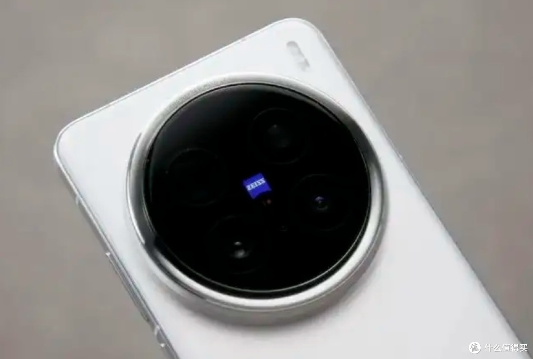 vivo清仓大跳水,16GB+512GB跌价1200元,100倍变焦+IP69+90W闪充