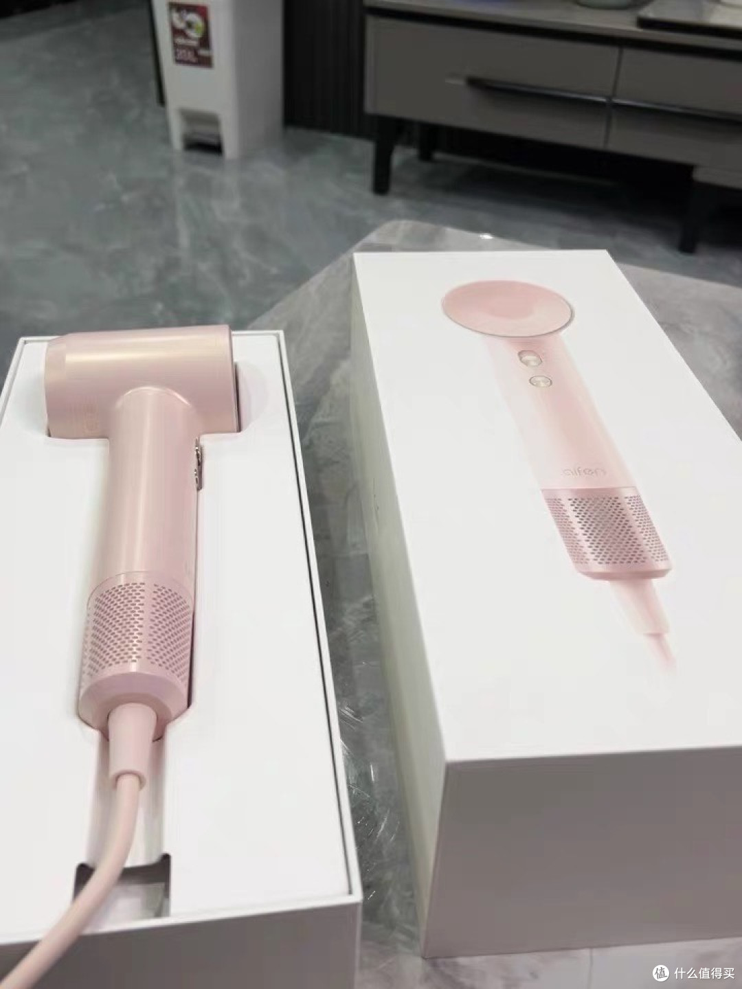 徕芬LF03吹风机:轻便高效护发