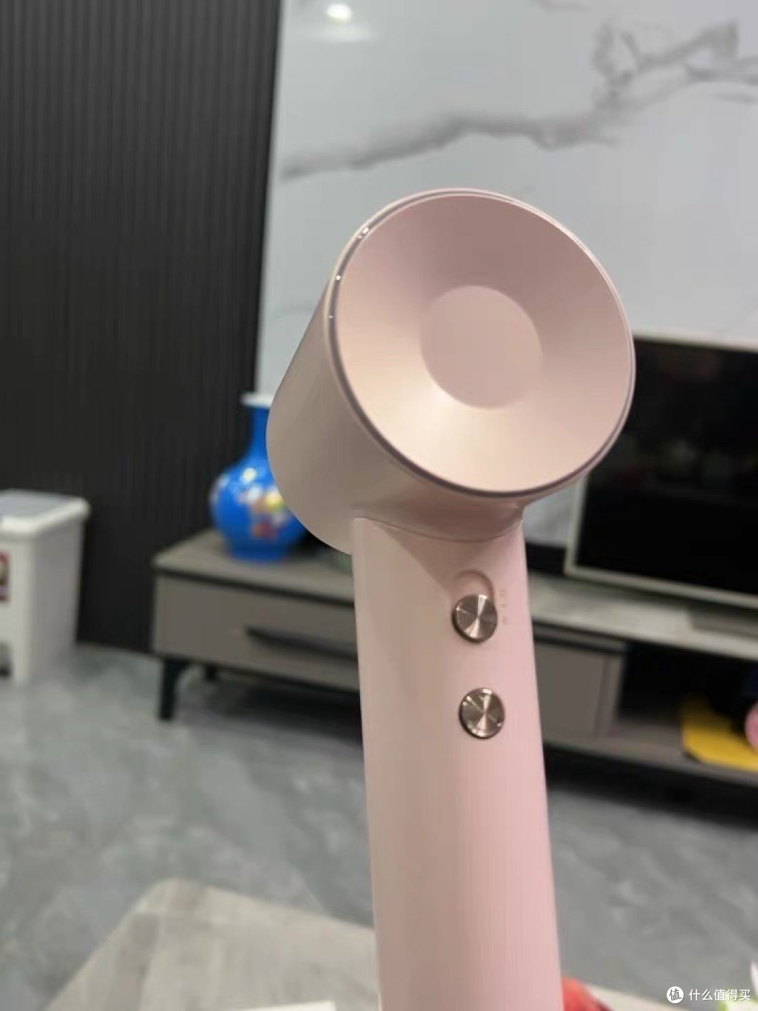 徕芬LF03吹风机:轻便高效护发