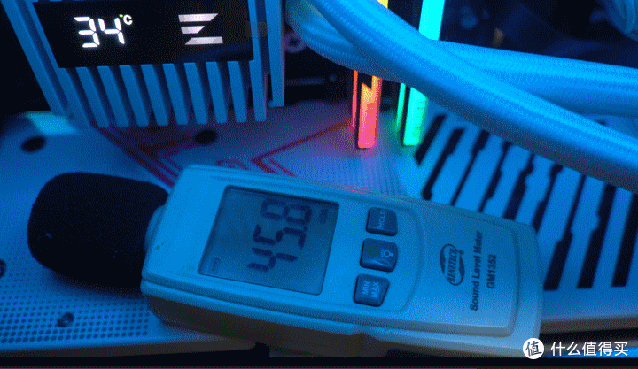 250W解热功耗、自带数显屏，zalman思民阿尔法ALPHA2 A36装机实测
