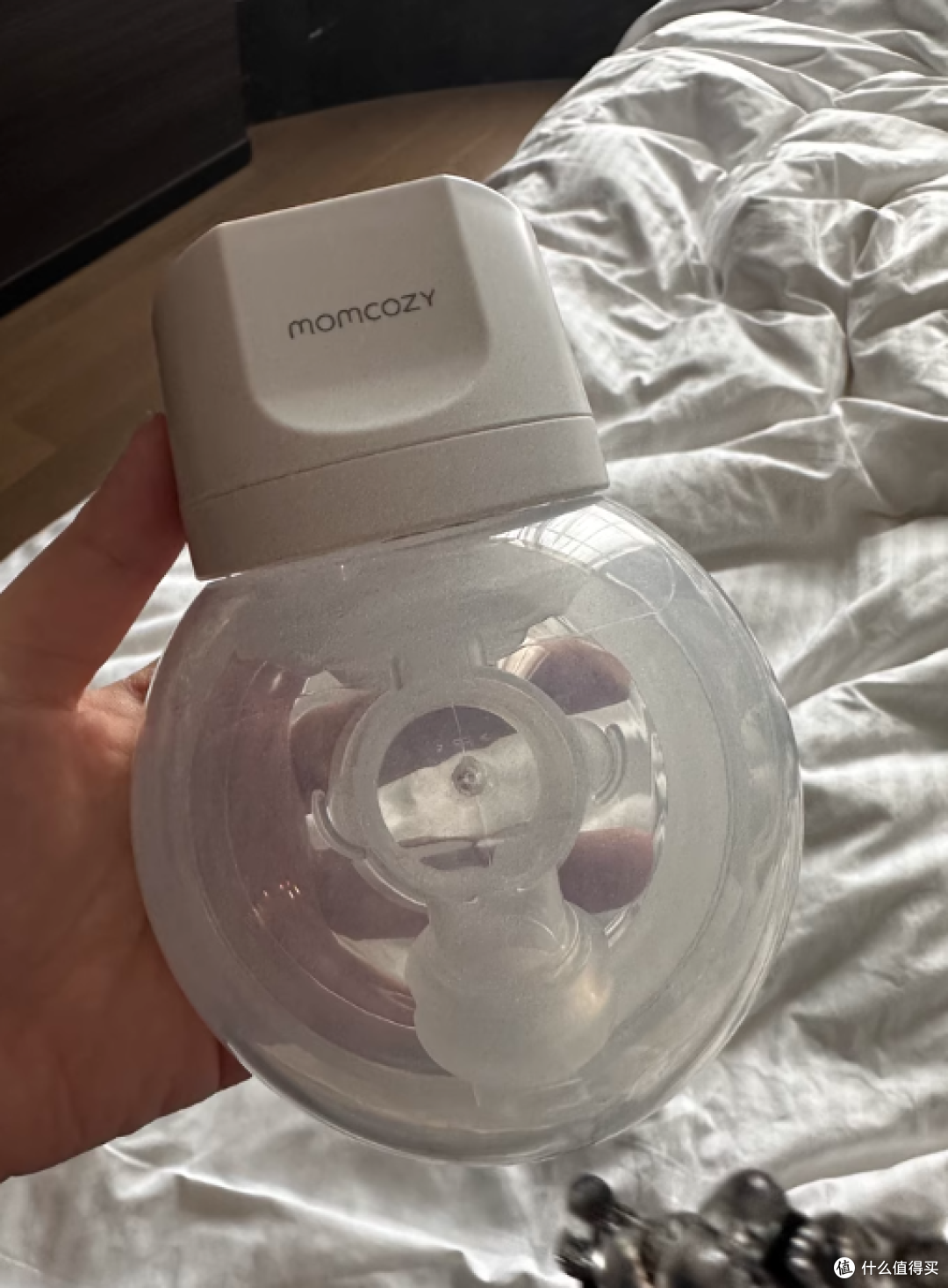 Momcozy S12 Pro 吸奶器:解放双手,轻松哺乳