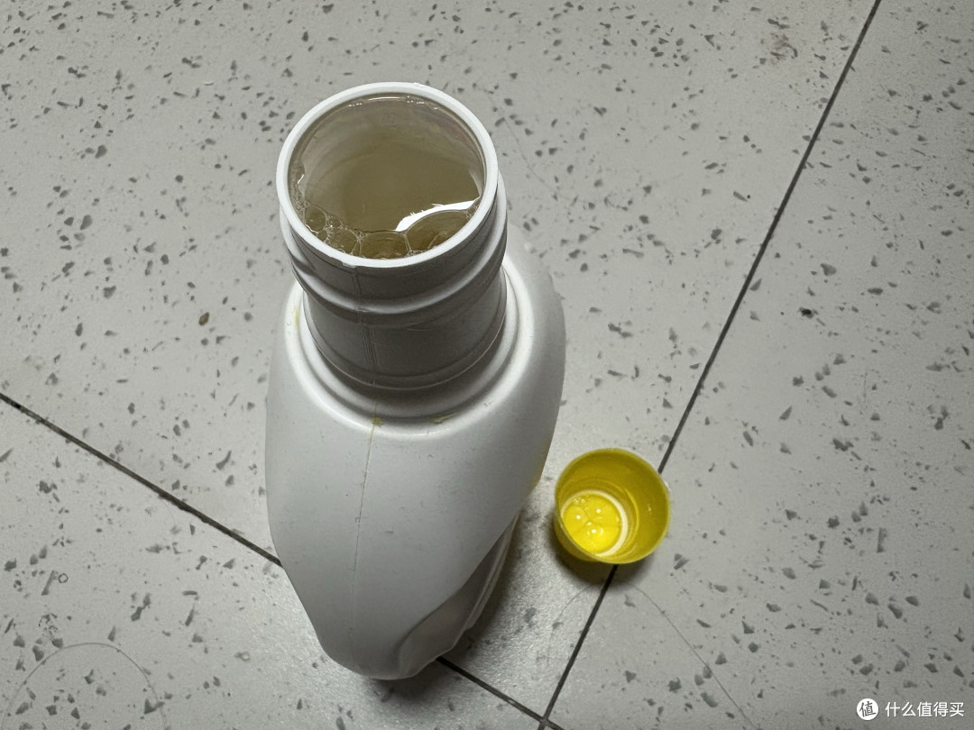 滴露衣物除菌液，清新柠檬内外衣混洗