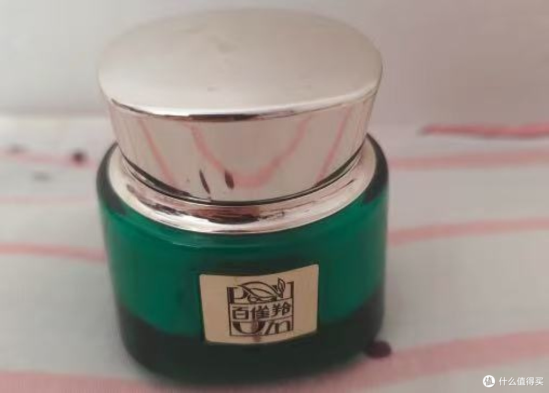 面霜紧致抗皱哪款好?八款最有效抗老产品推荐,效果很出色