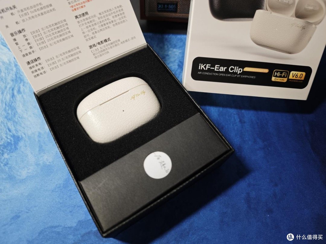 iKF Ear Clip蓝牙耳机，自由聆听，打造个人专属BGM空间。
