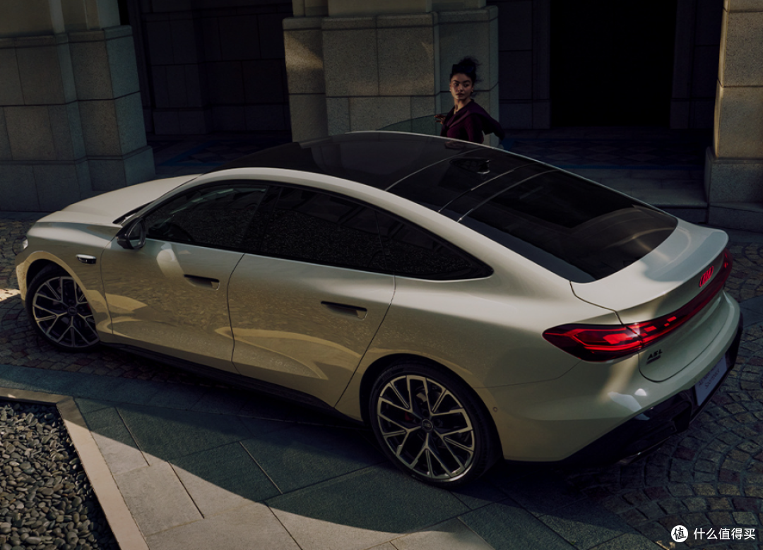 25.99万元起步!上汽奥迪A5L Sportback发布,华为智驾加持?