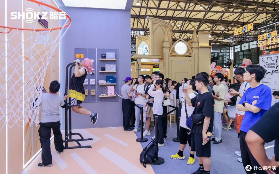 韶音2025ChinaJoy:OpenDots ONE斩获黑金奖,引领开放聆听新风尚