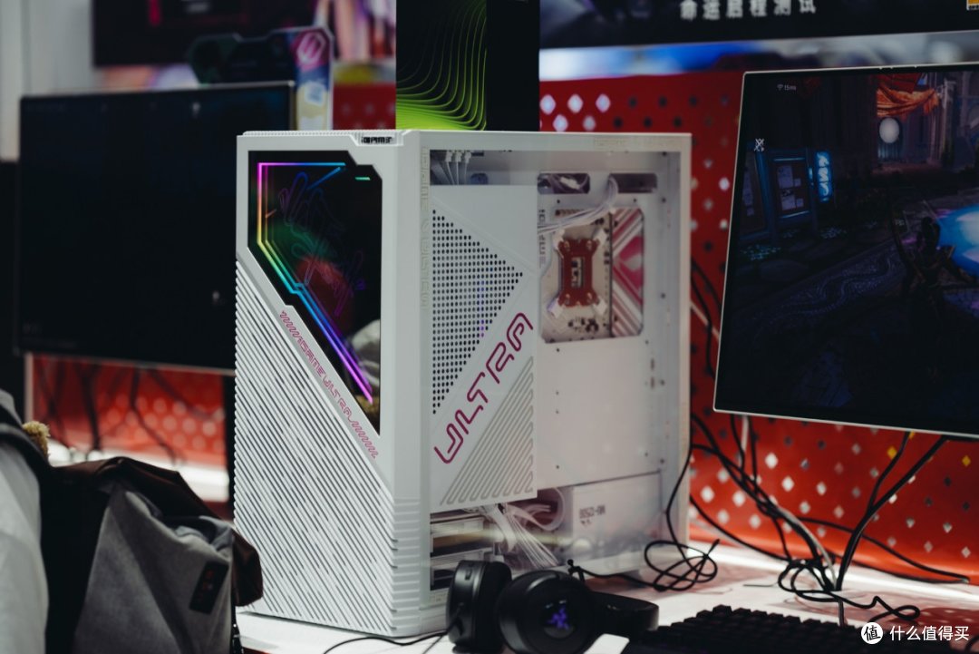 ChinaJoy2025:网易展台喜提七彩虹iGame Ultra全家桶