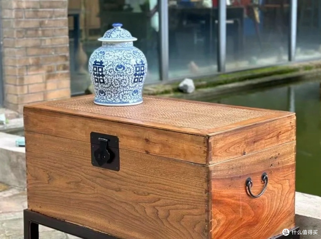 DIY旧物焕新魔法:木箱变茶几,旧衣成抱枕_客厅家具_什么值得买