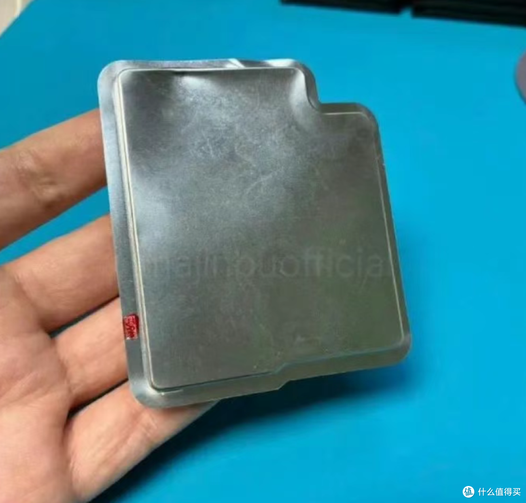 iPhone 17 Air史上最薄，2900mAh...把我干沉默了…