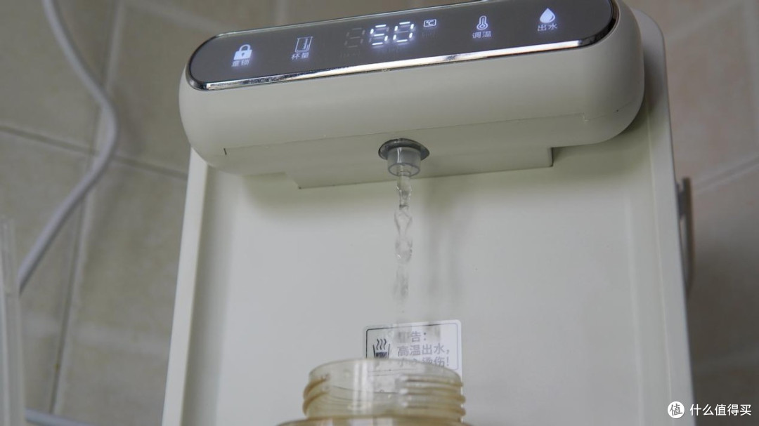 死磕水安全!母婴级抗菌+0塑料0胶水管路,宫菱即热饮水机测评