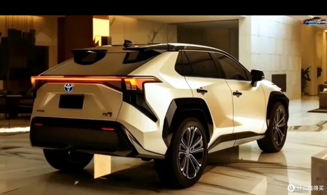 全新丰田RAV4曝光,以运动设计破局,争议之外更见实力?