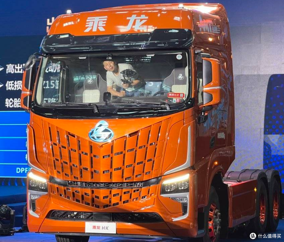 乘龙和理想中门对掏，乘龙：我避他锋芒？活着才有资格谈理想
