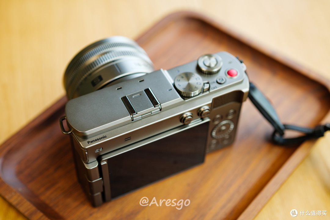 『本站首晒』沉迷“洗衣机”——LUMIX S9钛金版开箱对比A7C2