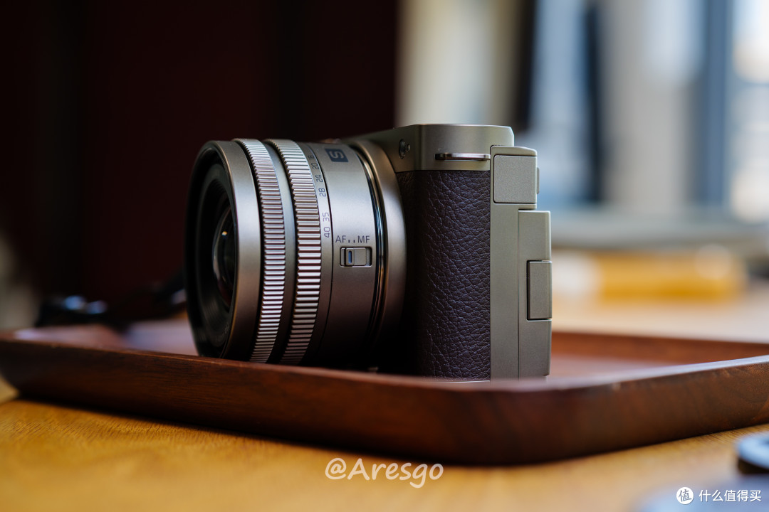 『本站首晒』沉迷“洗衣机”——LUMIX S9钛金版开箱对比A7C2