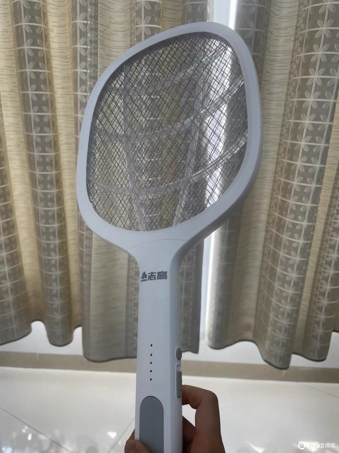 志高电蚊拍:高效灭蚊利器