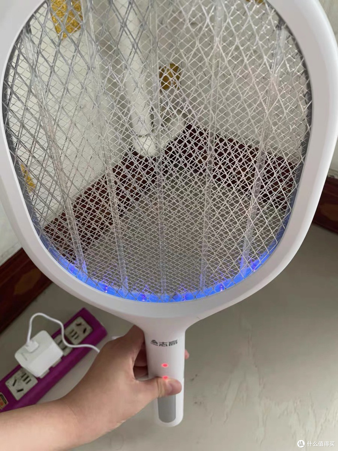 志高电蚊拍:高效灭蚊利器