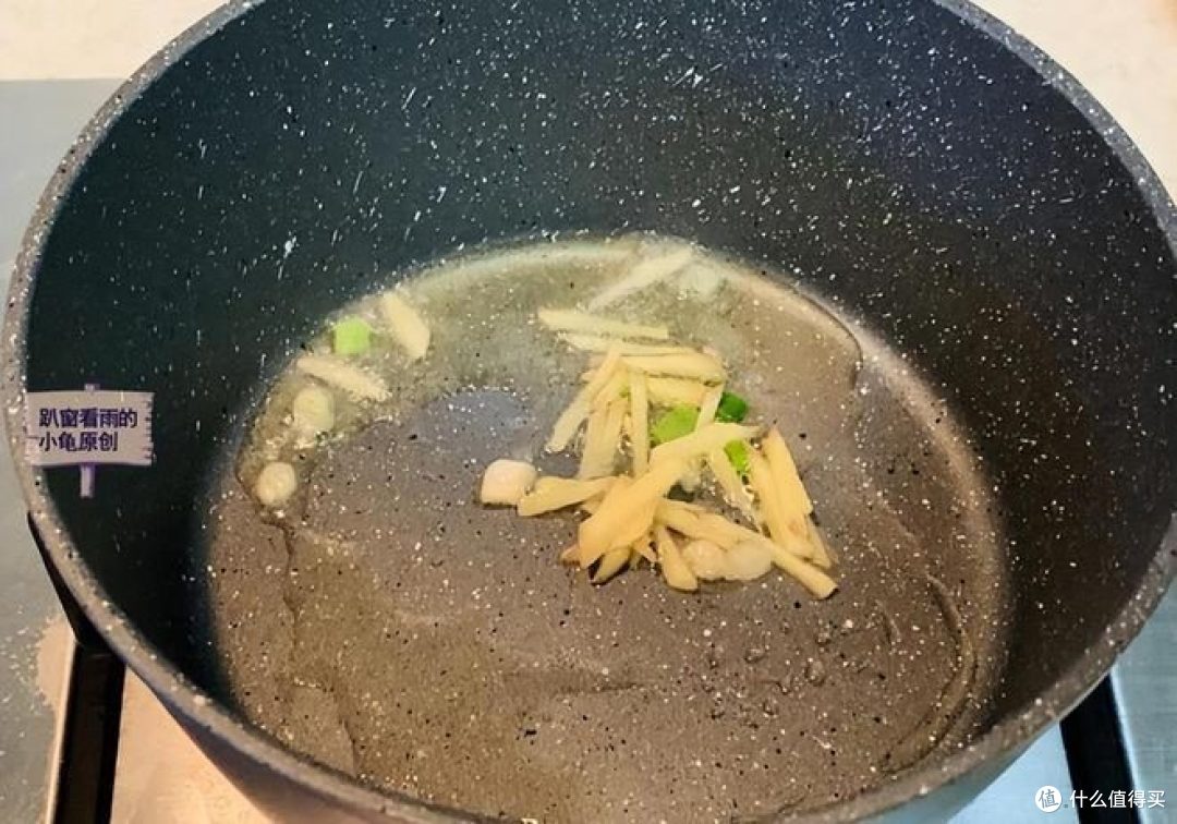 夏季连雨天,赶紧给家人做这2道汤,祛寒暖胃,身体受益精神足
