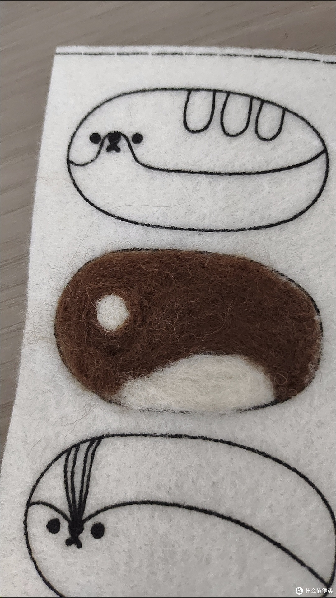 用羊毛毡打造个性胸针
