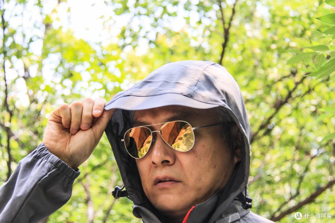 今年真的是热,但穿了单导遮热服2.0,骄阳又算得了什么呢?