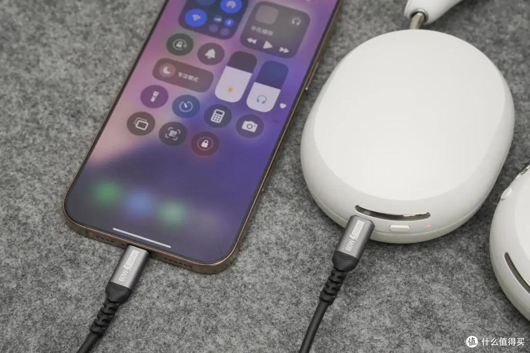 一根线搞定投屏 + 快充 + 传输,酷乐炫 20Gbps 投屏线深度评测